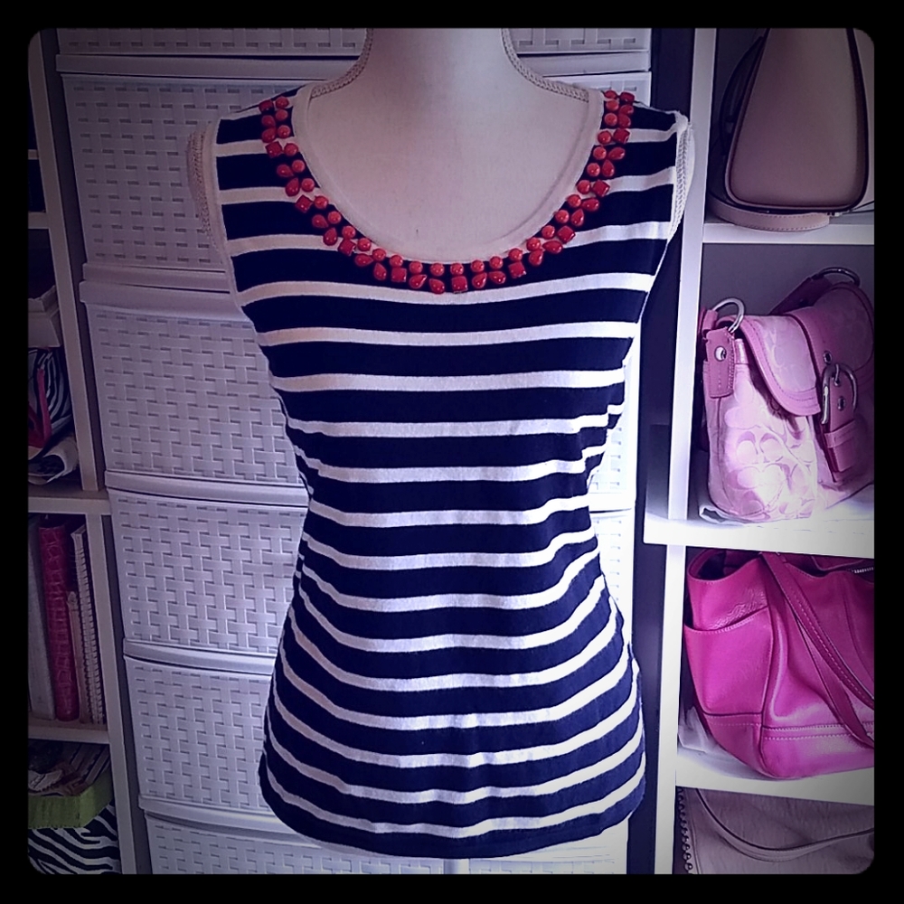 Ruby Rd. Sleeveless Top Size Medium